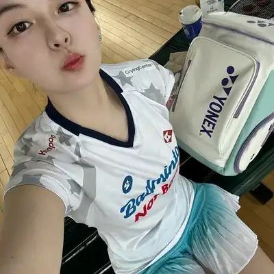 钟杰雅
